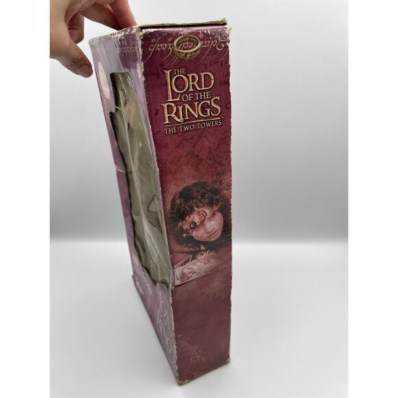 Vintage 2002 FRODO BAGGINS Lord of the Rings Toy Figure New In Box - Picture 7 of 10